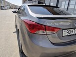 Hyundai Elantra-3