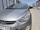 Hyundai Elantra-8