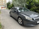 Chevrolet Cruze-15