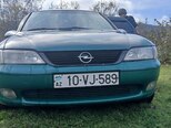Opel Vectra-4