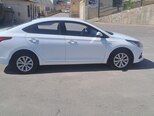 Hyundai Accent-4