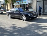 Mercedes E 220-3