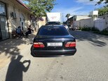 Mercedes E 220-5