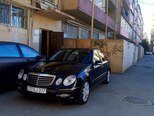 Mercedes E 220-12