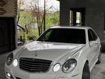 Mercedes E 240-2