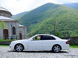 Mercedes E 240-3