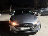 Hyundai Elantra-1