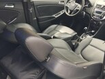 Hyundai Accent-11
