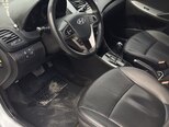 Hyundai Accent-13