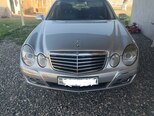 Mercedes E 220-1