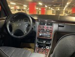 Mercedes E 200-3