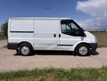 Ford Transit-16