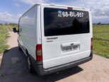 Ford Transit-12
