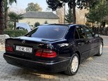 Mercedes E 220-16