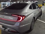 Hyundai Sonata-5