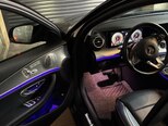 Mercedes E 300-9