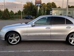 Mercedes E 240-4