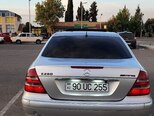 Mercedes E 240-8
