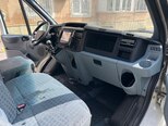 Ford Transit-9