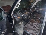 Mitsubishi Pajero-5