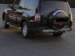 Mitsubishi Pajero-10