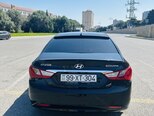 Hyundai Sonata-2