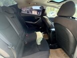 Hyundai Elantra-15