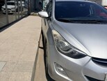 Hyundai Elantra-9