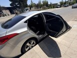 Hyundai Elantra-16