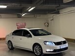 Volkswagen Passat-5
