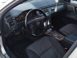 Mercedes E 270-11