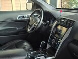 Ford Explorer-11