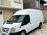 Ford Transit-10