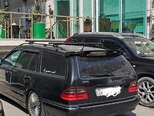 Mercedes E 270-5