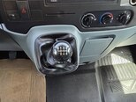 Ford Transit-12