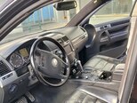 Volkswagen Touareg-2