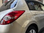 Nissan Tiida-14