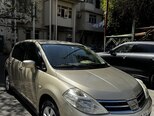 Nissan Tiida-6
