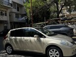 Nissan Tiida-5
