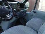 Ford Transit-5