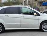 Mercedes B 180-3