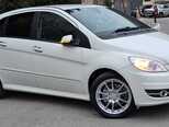 Mercedes B 180-6