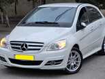 Mercedes B 180-21