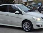 Mercedes B 180-7