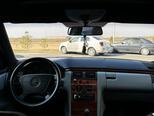 Mercedes E 220-16