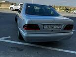 Mercedes E 220-4