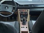 Mercedes 230 E-6
