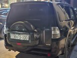 Mitsubishi Pajero-6