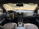 Chrysler 200-6