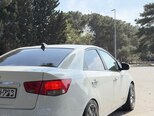 Kia Cerato-5
